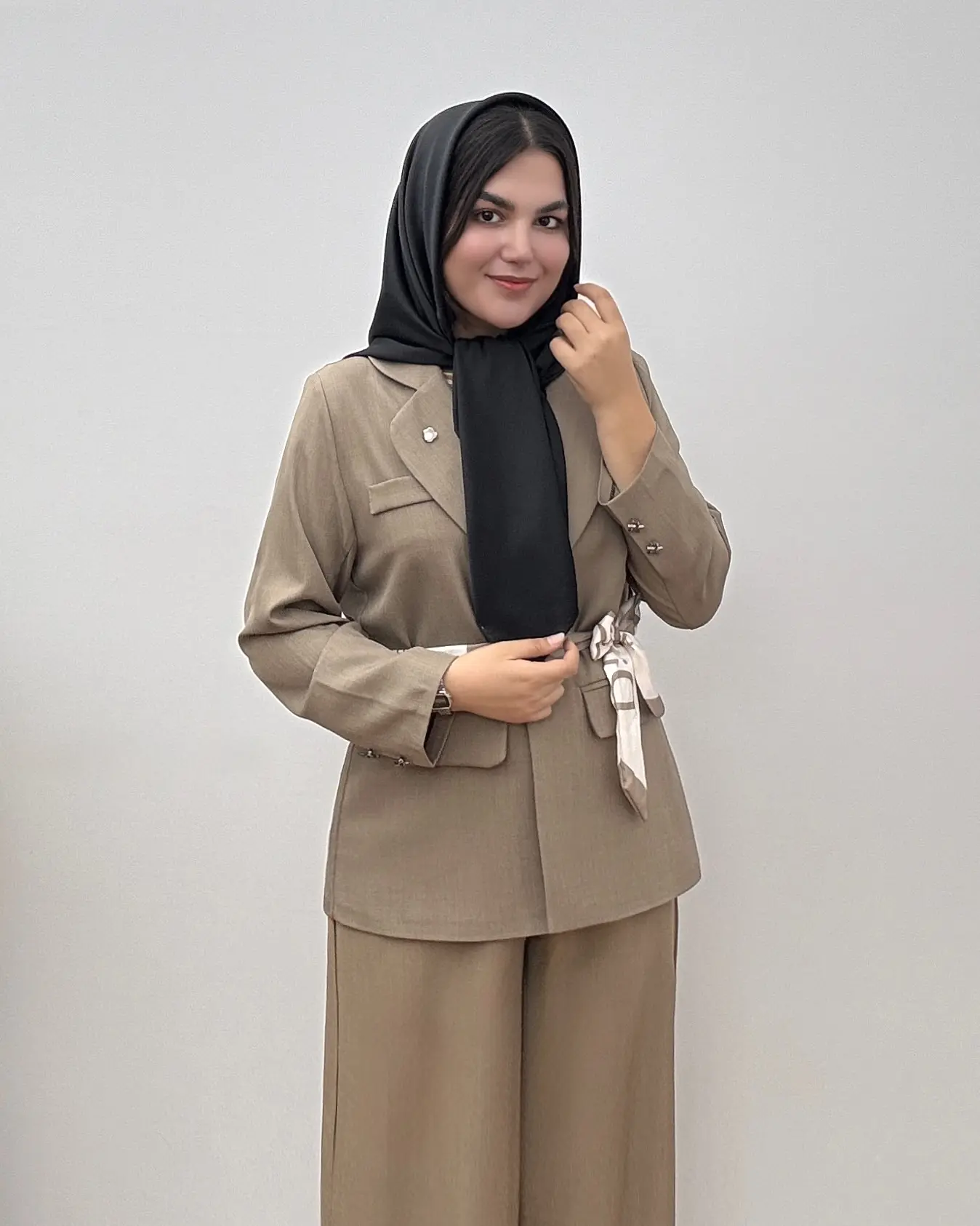 روسری ساتن مشکی